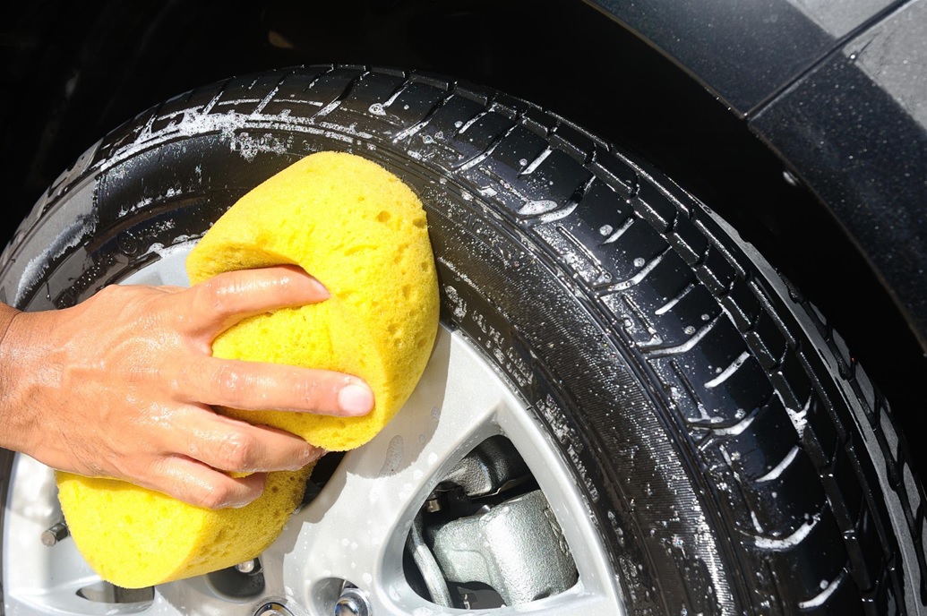 Как да се погрижите за гумите и джантите си