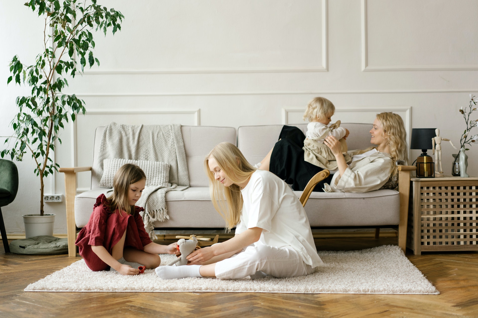Практично родителство: Лесни за почистване детски килими